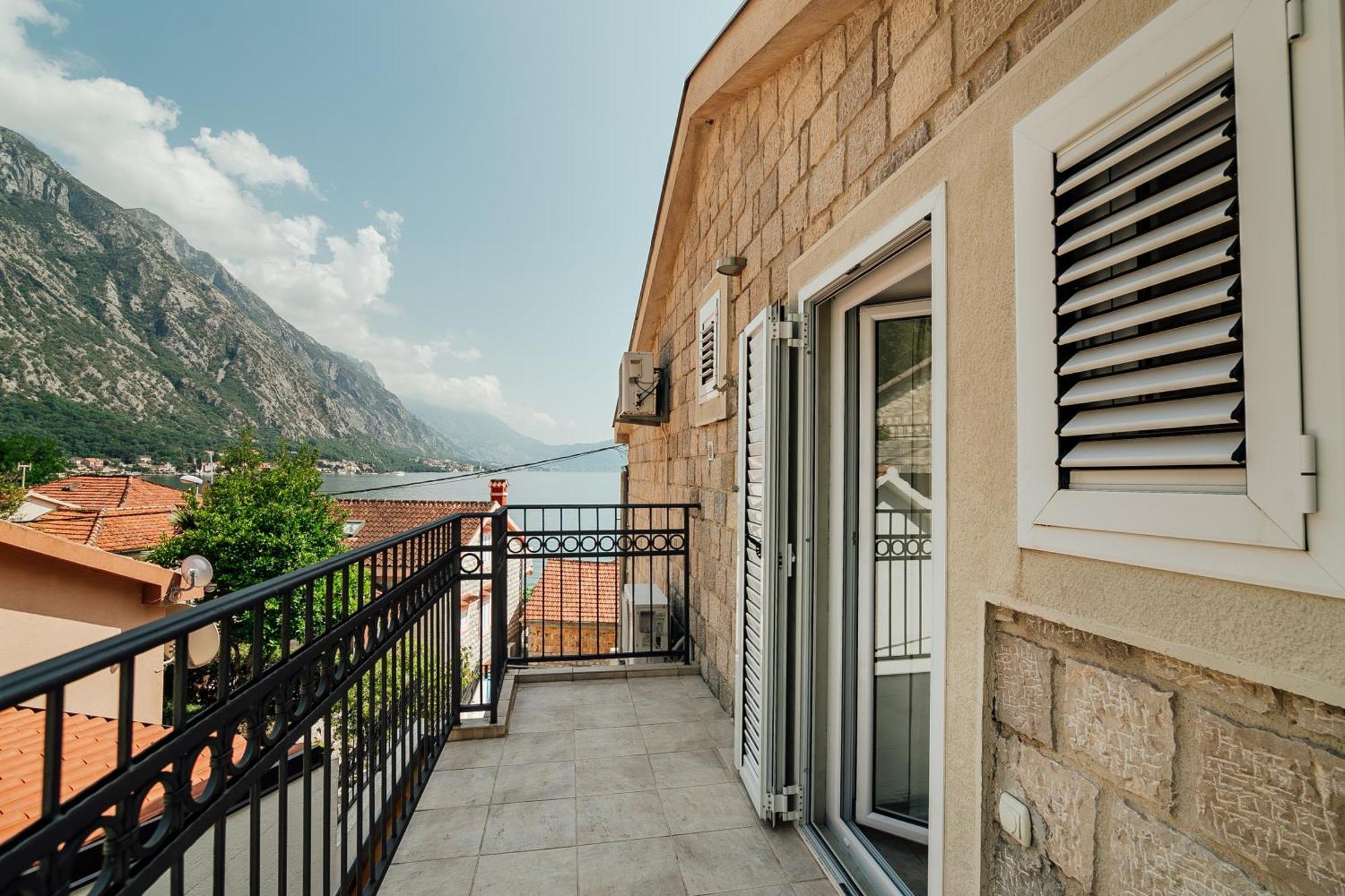 Holiday Home Amanda Hollick Kotor Ngoại thất bức ảnh
